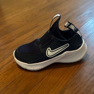 Nike Kids Dark Blue Sneakers